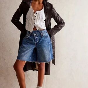 We The Free Boomerang High Rise Long Short in Blue Denim Wash  (NWOT)